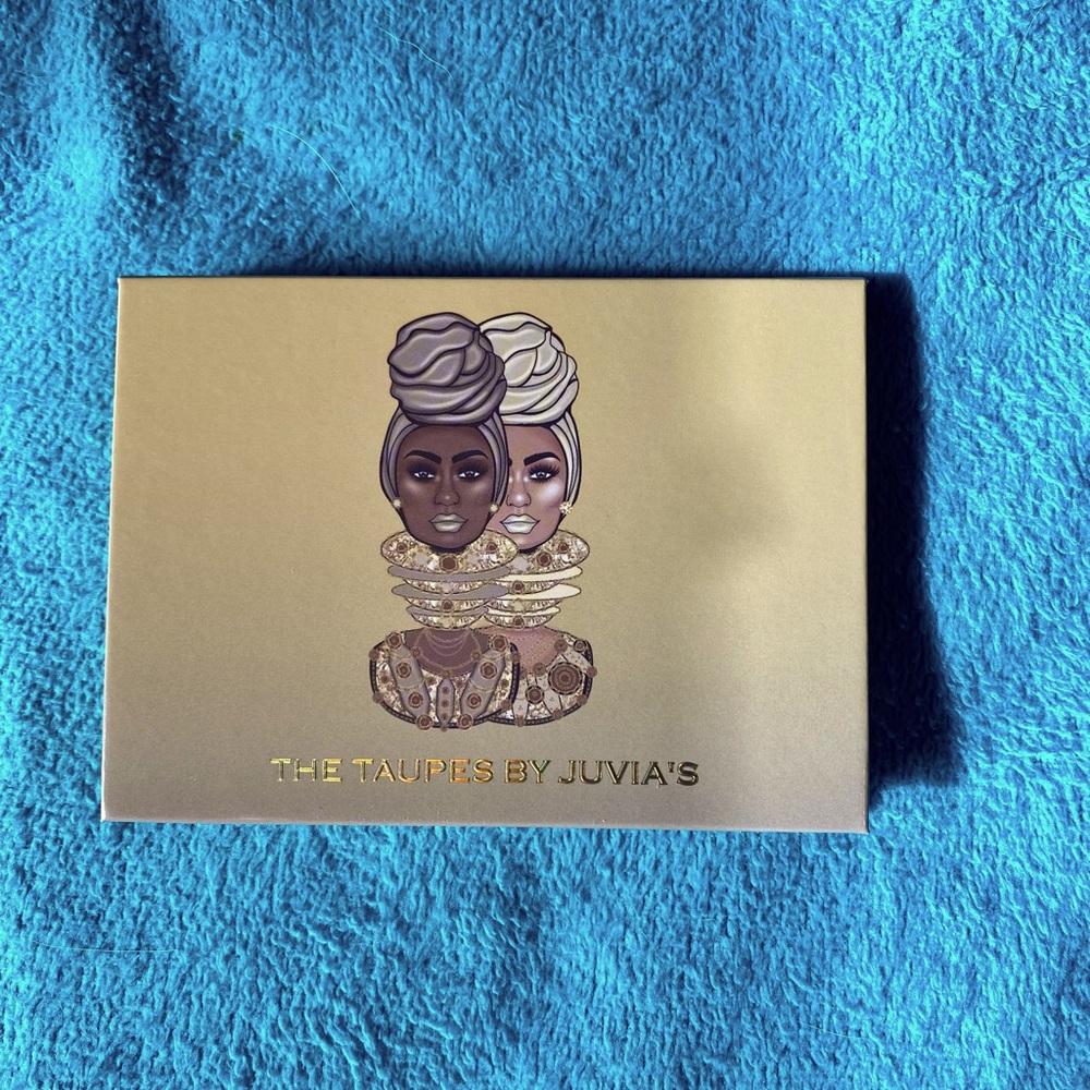 The Taupes by Juvia’s Eyeshadow Palette